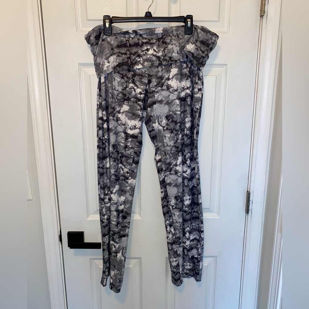 Bobbie & Brooks Gray Leggings